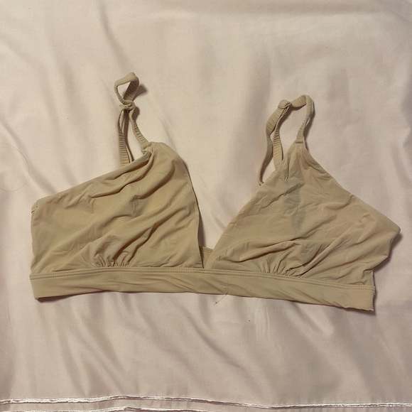 Fabletics Bralette - Picture 4 of 4